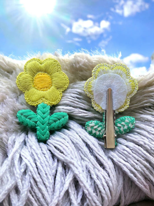 Choko Floral Accent Hairclip for Girls - Green, Yellow
