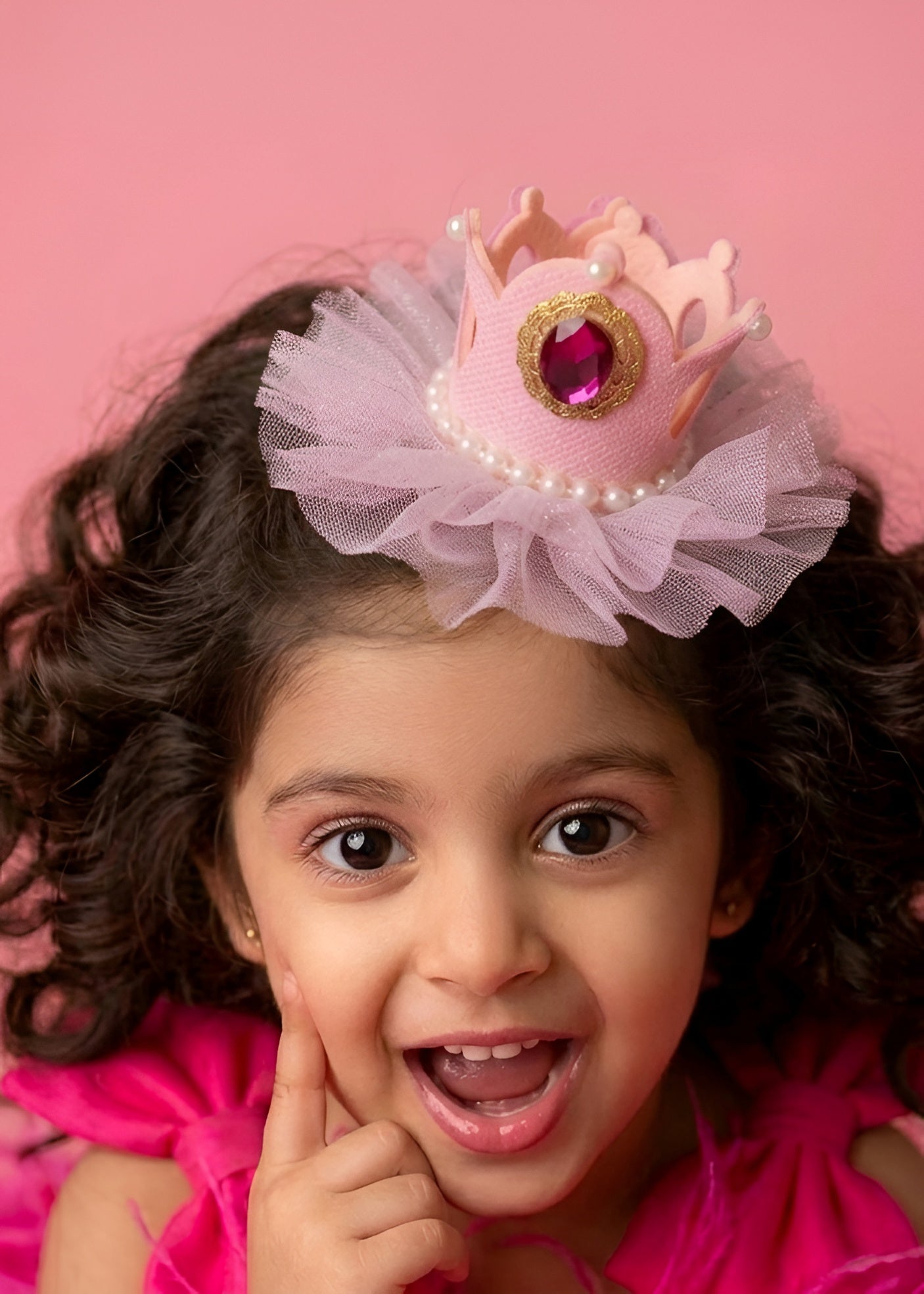 Choko Girls Pink Glistening Base Pattern Gold Trimmed Secure Grip Crown Hair Clip