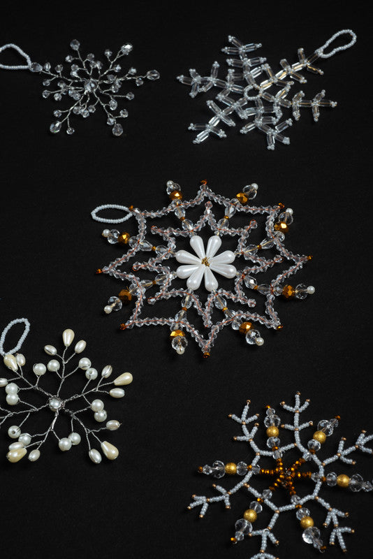 Choko Set of 5 Xmas Snowflake Wintersweet Ornaments for Decor - Snow White, Gold, Crystal White