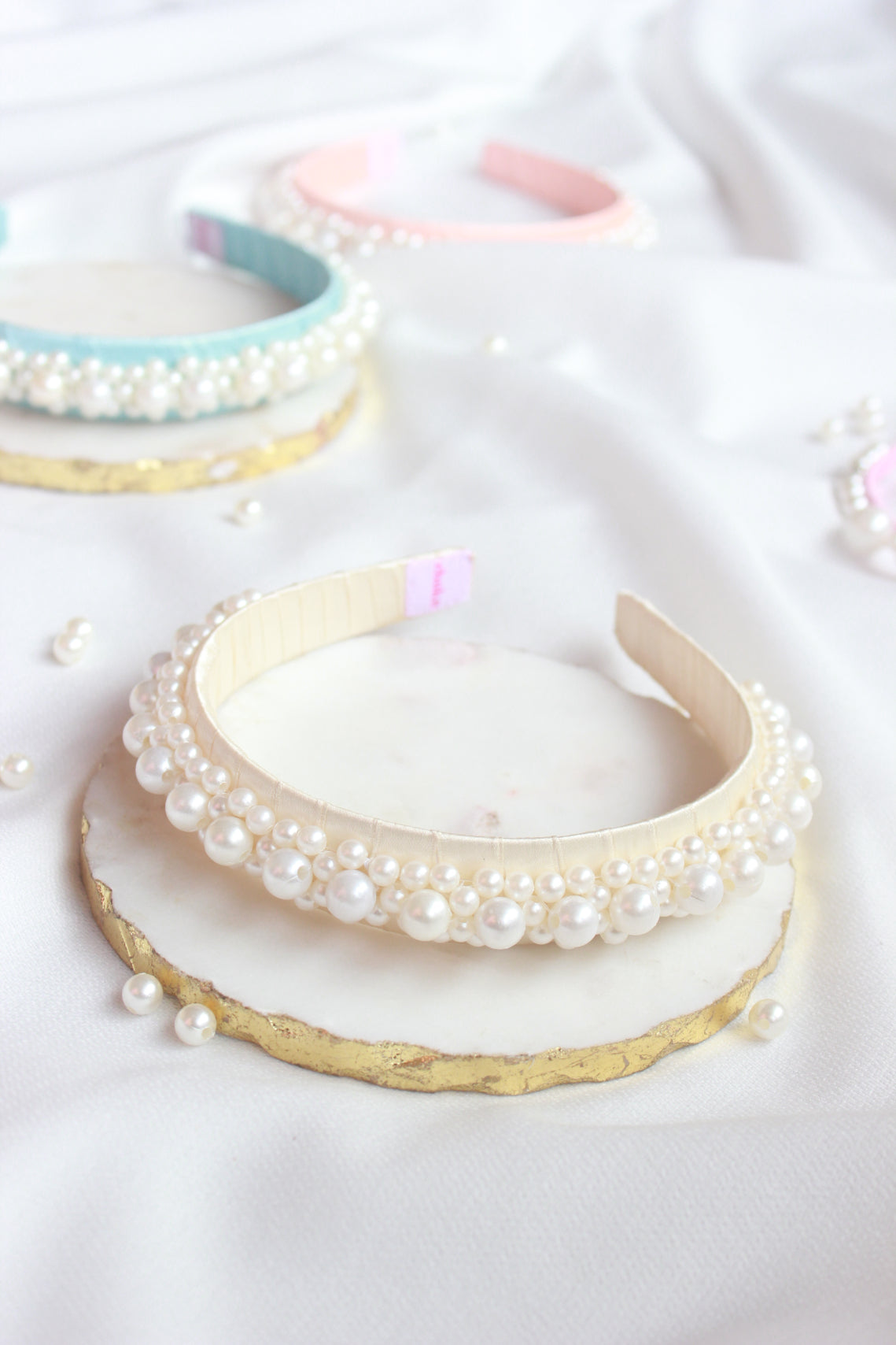 Queen's Glory Statement Pearl Hair Band - Beige