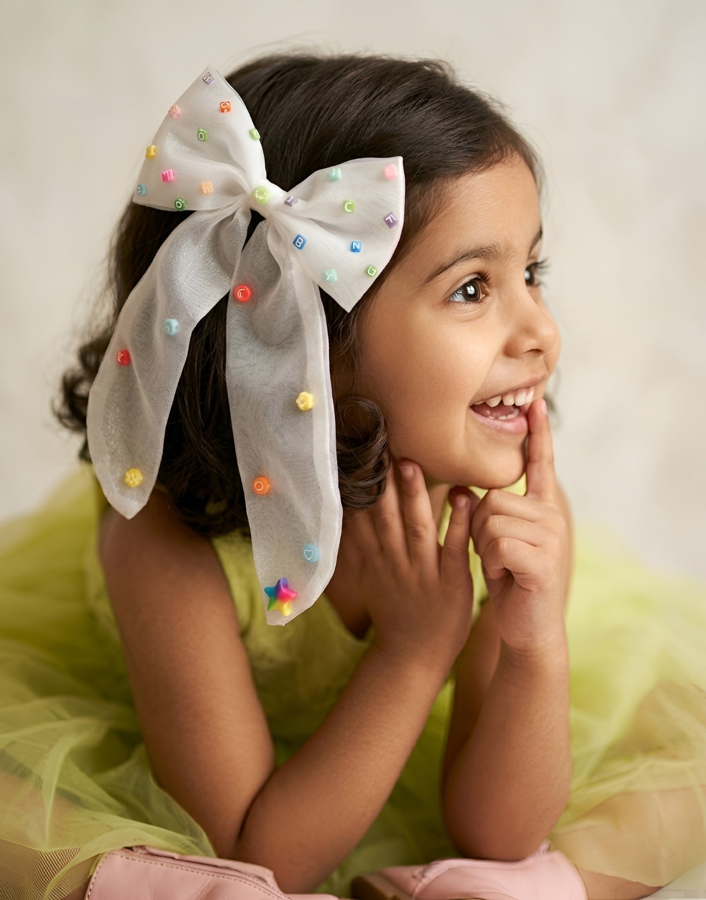 Choko Girls White Organza Bow Alligator Clip With Multicolor Alphabet Beads For Festivals