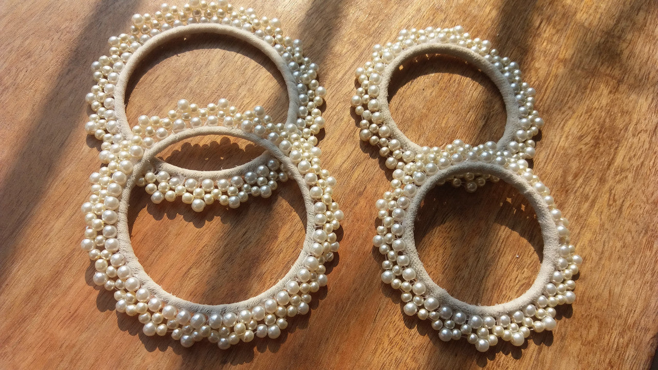 CHOKO Pair of 2 Beaded Bangles for Girls & Kids – Off White & White