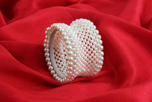 Choko Girls Luxe Ivory Pearl Beaded Bangle – Off White Kids Jewellery – Choko