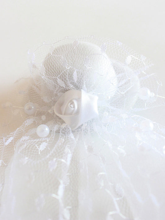 Choko Mini Hat Alligator Clip with Net and Rose Embellishment for Girls - White