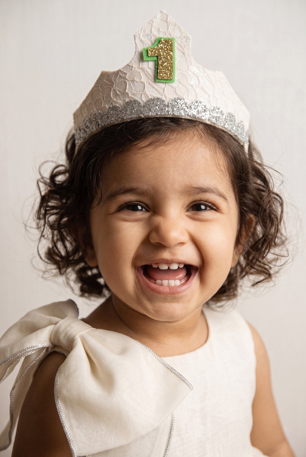 Choko White Glitter 1st Birthday Crown Hair Band with Silver Trim for Baby Girls Birthday Celebration