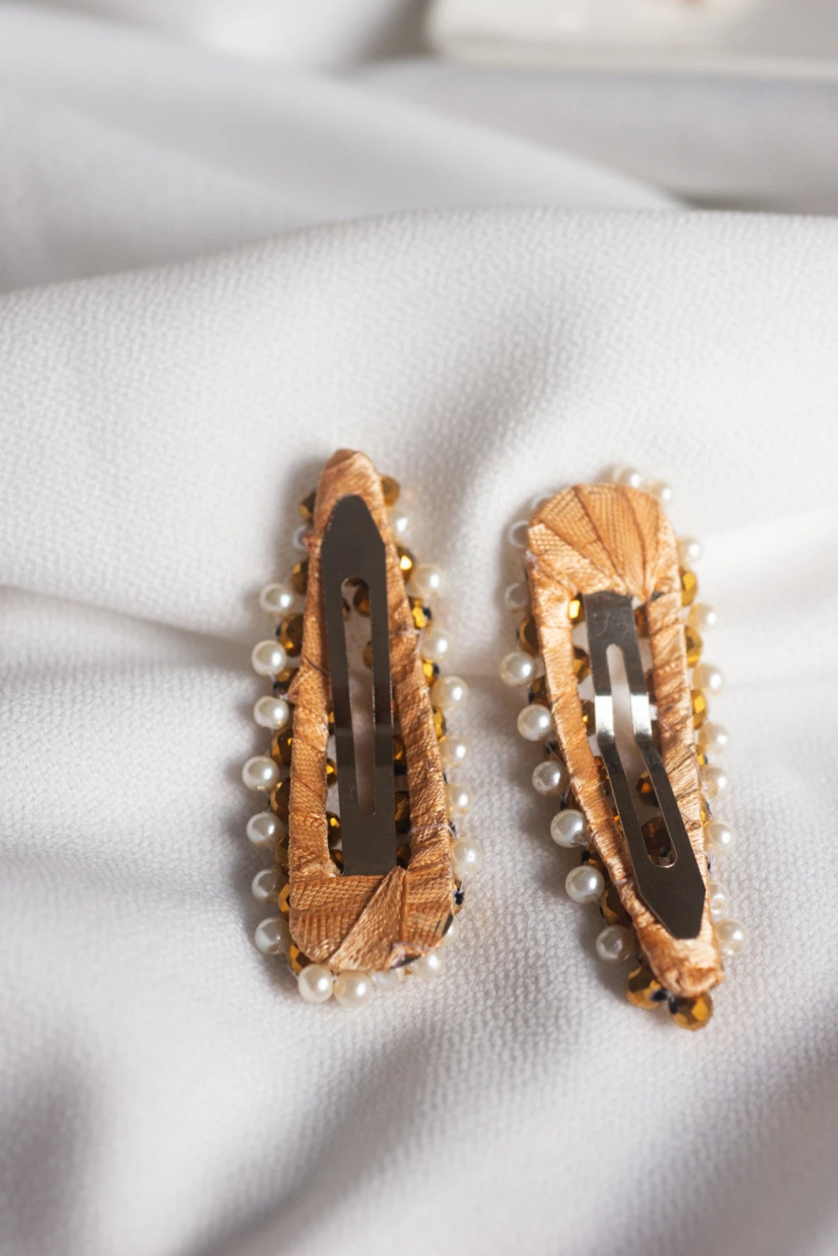 Choko Pair of Gold Gravel Gem Hair Clips for Girls - Choko