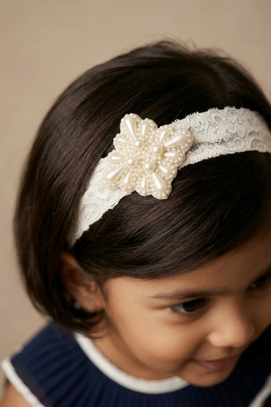 Choko Pearl Net Stretchable Hair Band Teardrop Pearls Elegant Pattern Off-White/Pearly White for Baby Girls - Choko